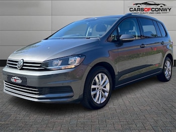 Used Volkswagen Touran 2017 for sale - 78479313: Photo