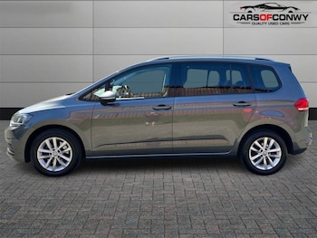 Used Volkswagen Touran 2017 for sale - 78479313: Photo
