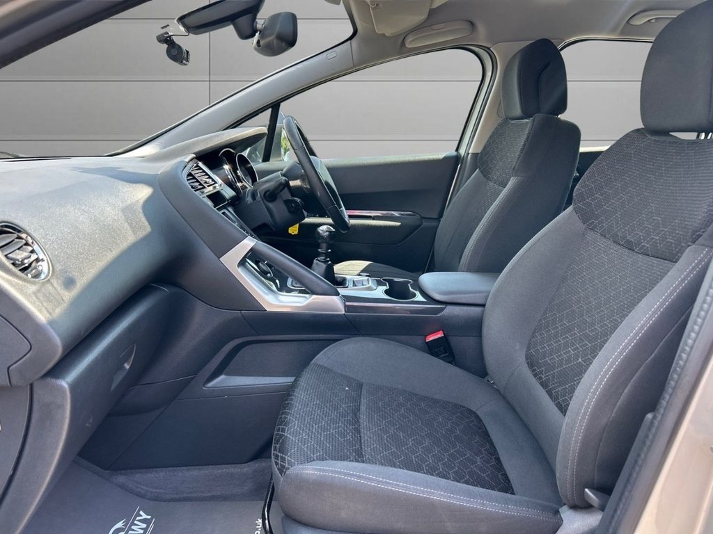 Used Peugeot 3008 2016 for sale - 76631986: Photo 12