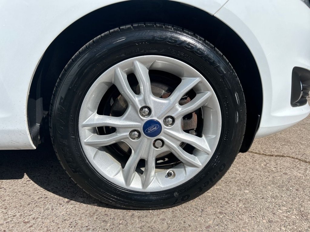 Used Ford Fiesta 2015 for sale - 76558495: Photo 27