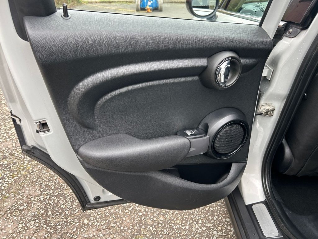 Used MINI Hatch 2015 for sale - 77636787: Photo 28