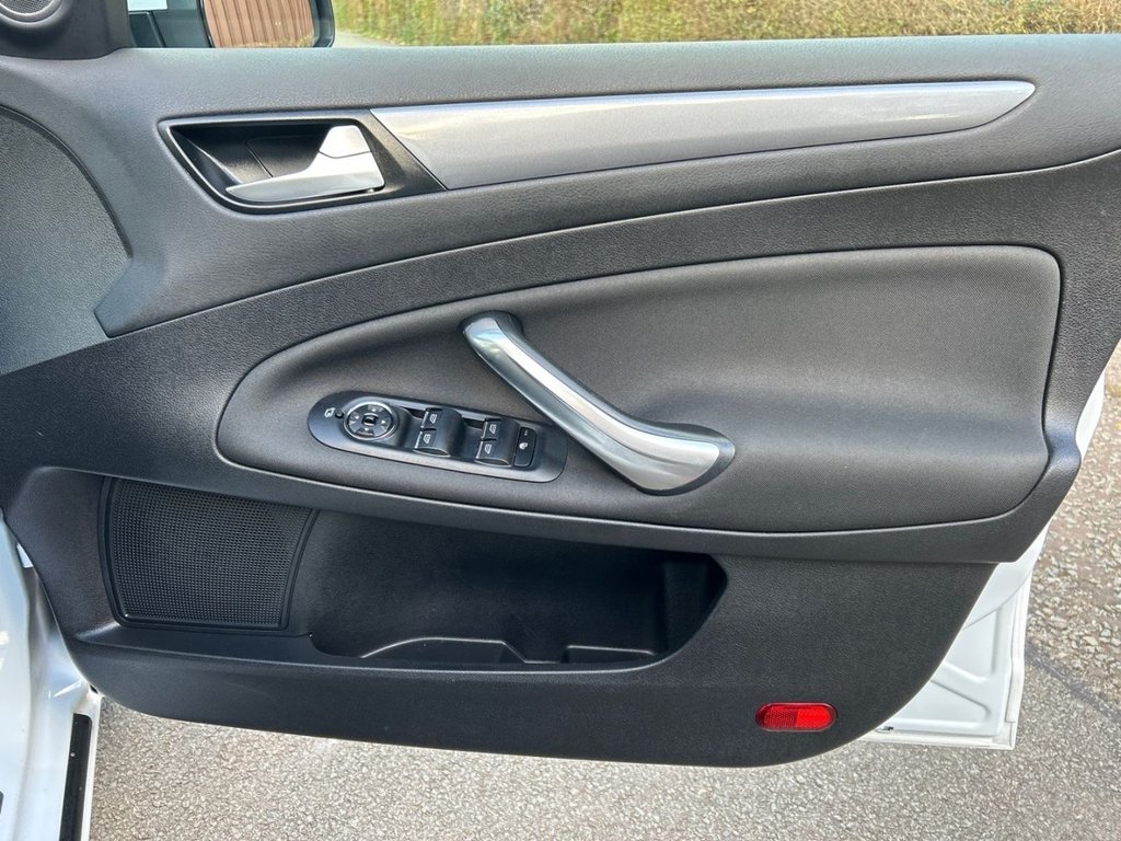 Used Ford Mondeo 2014 for sale - 76632186: Photo 24