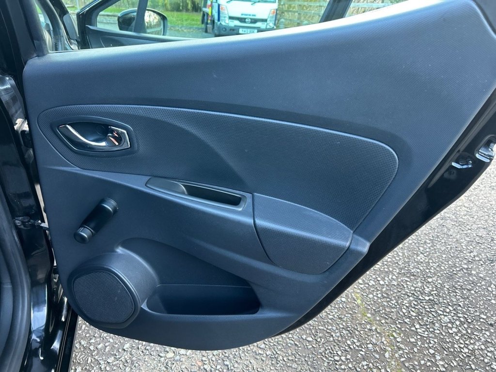 Used Renault Clio 2013 for sale - 76900562: Photo 25