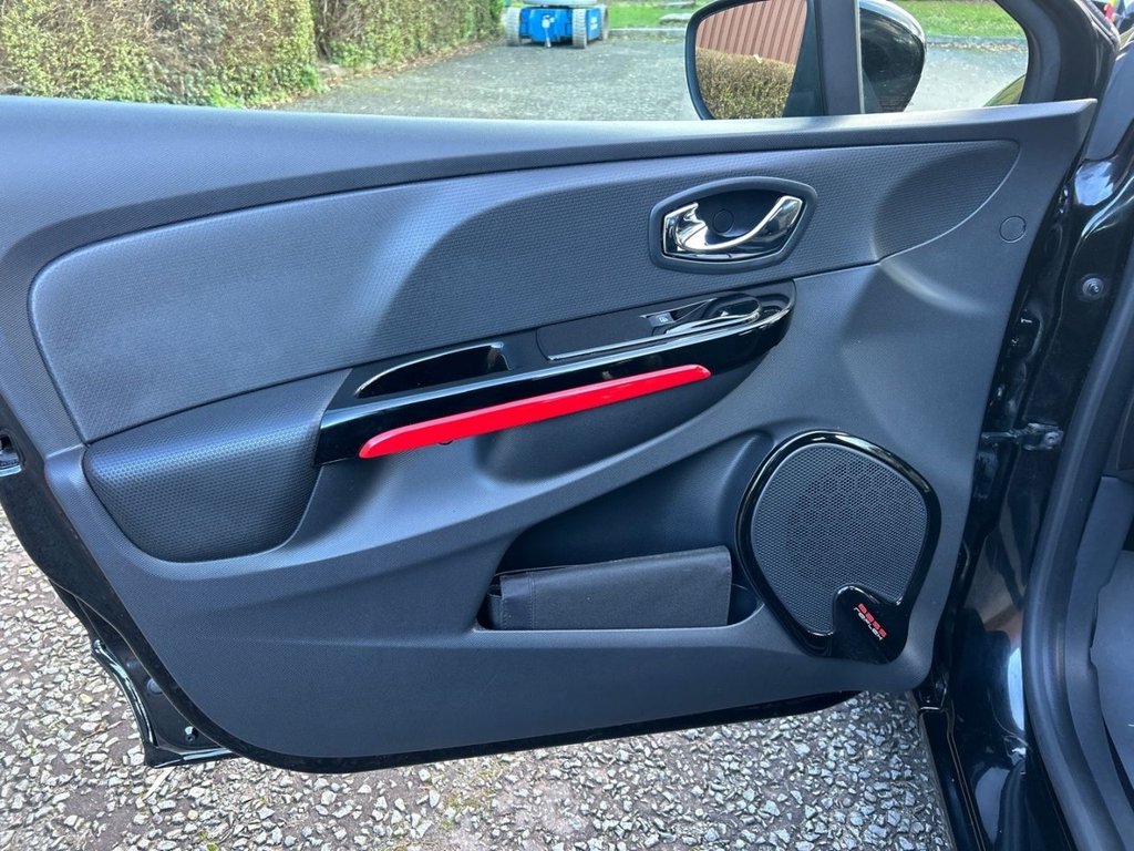 Used Renault Clio 2013 for sale - 76900562: Photo 26