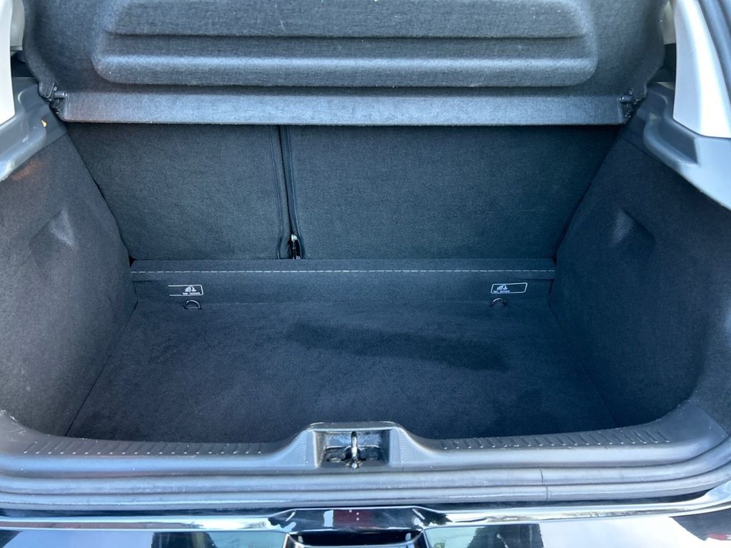 Used Renault Clio 2013 for sale - 76900562: Photo 28