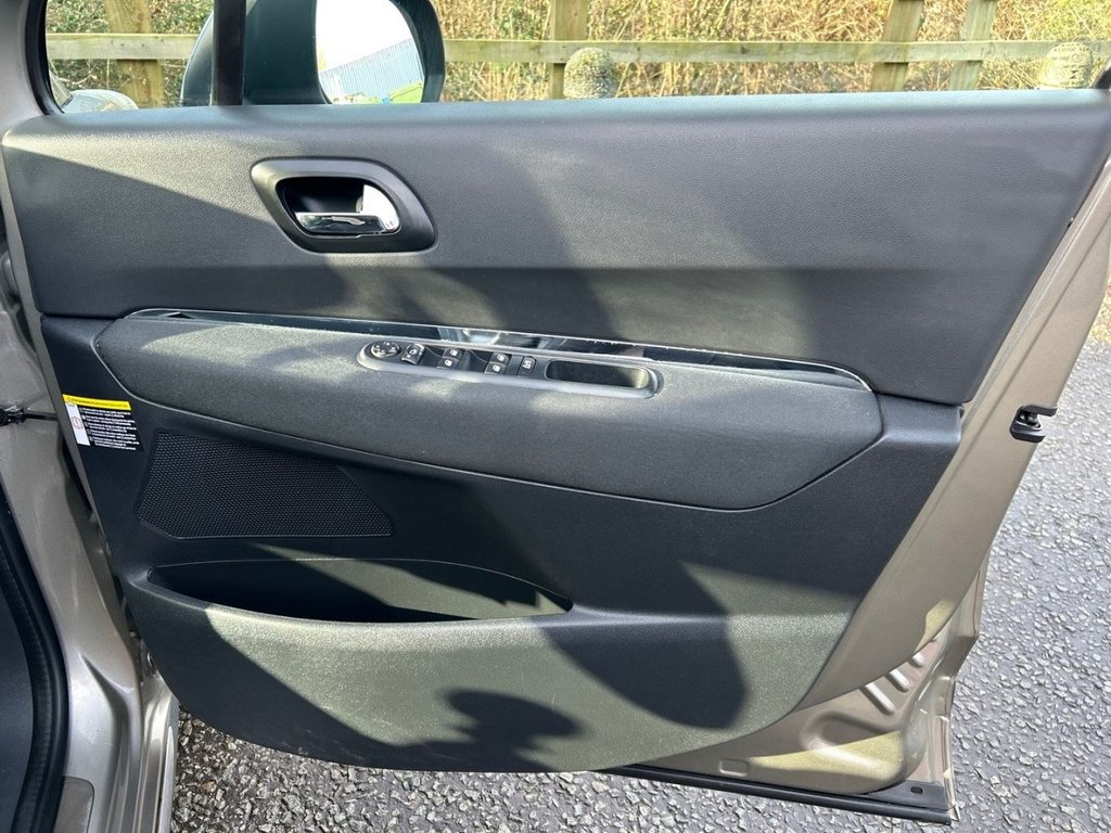 Used Peugeot 3008 2015 for sale - 77397264: Photo 24