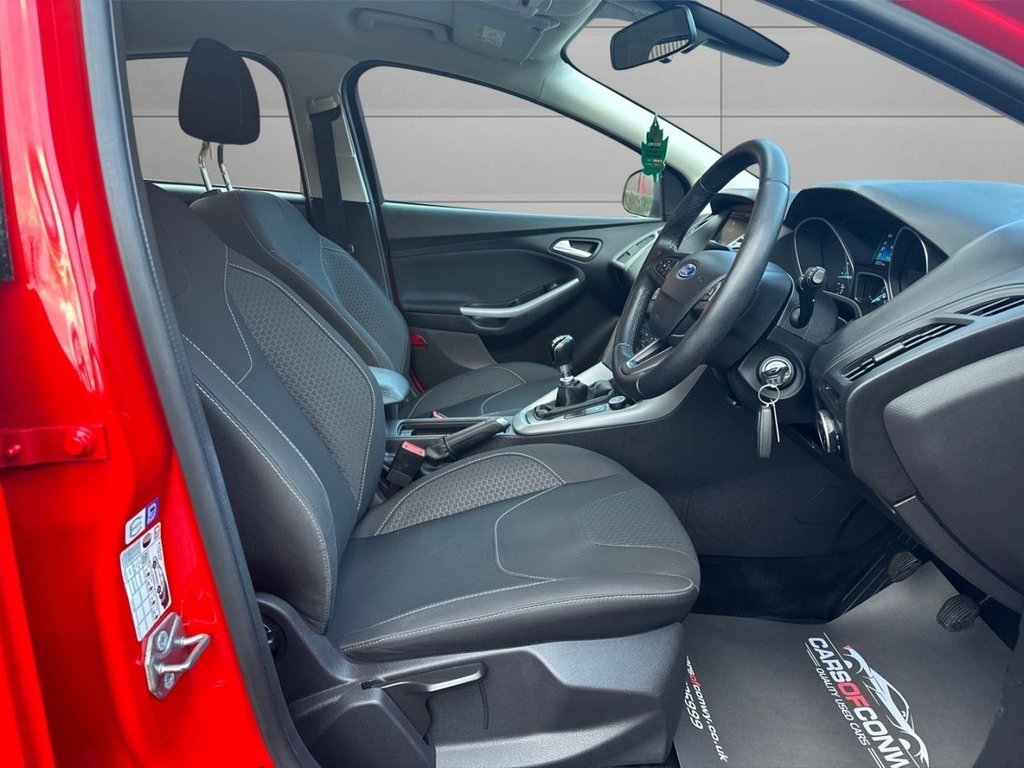 Used Ford Focus 2015 for sale - 77263363: Photo 11