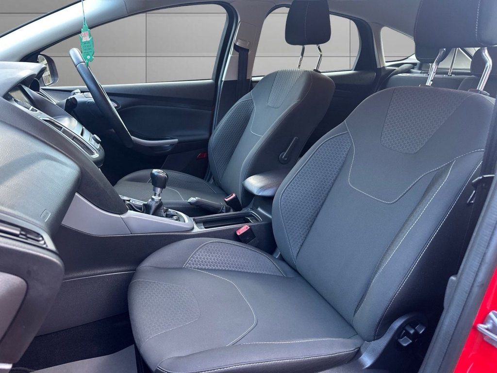 Used Ford Focus 2015 for sale - 77263363: Photo 13