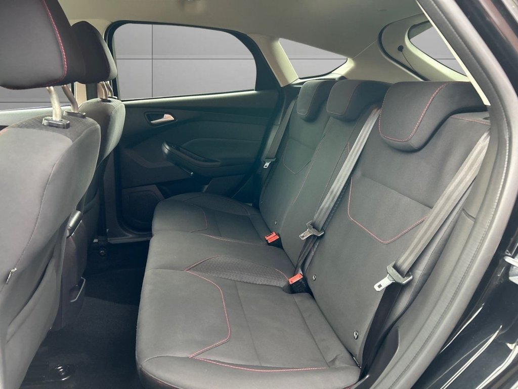 Used Ford Focus 2015 for sale - 76454072: Photo 15