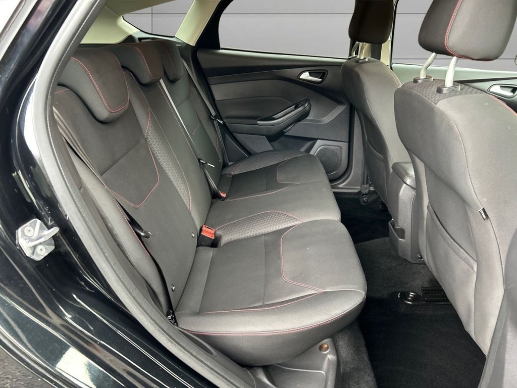 Used Ford Focus 2015 for sale - 76454072: Photo 17