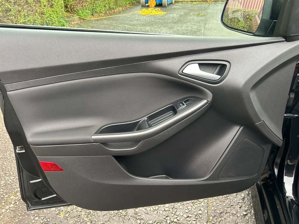 Used Ford Focus 2015 for sale - 76454072: Photo 26