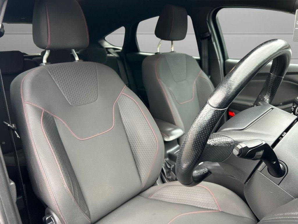 Used Ford Focus 2017 for sale - 76173242: Photo 10
