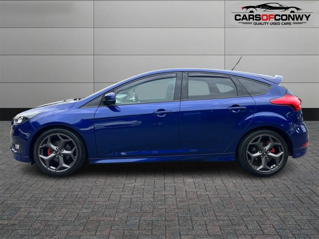 Used Ford Focus 2017 for sale - 76173242: Photo 4