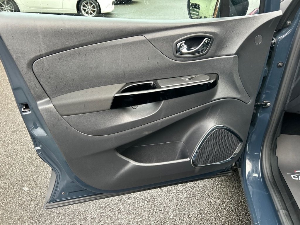 Used Renault Captur 2016 for sale - 77397256: Photo 25