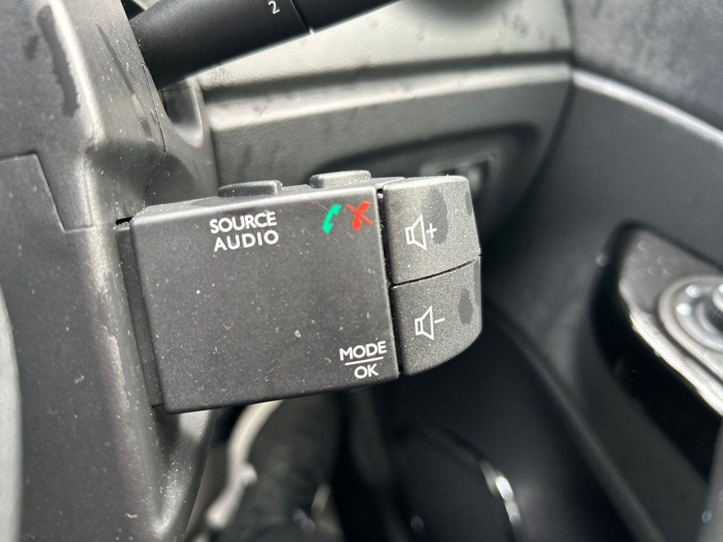 Used Renault Captur 2016 for sale - 77397256: Photo 30