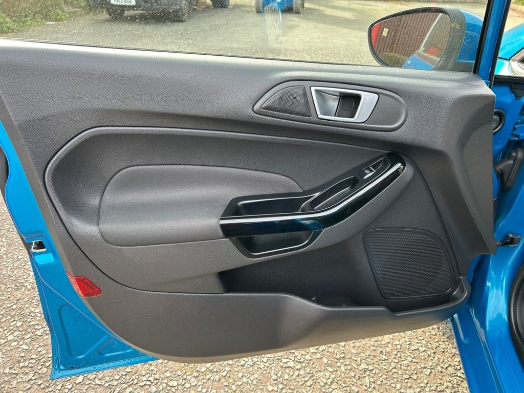 Used Ford Fiesta 2015 for sale - 77981527: Photo 28