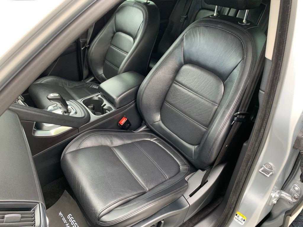 Used Jaguar E-Pace 2018 for sale - 76552030: Photo 13