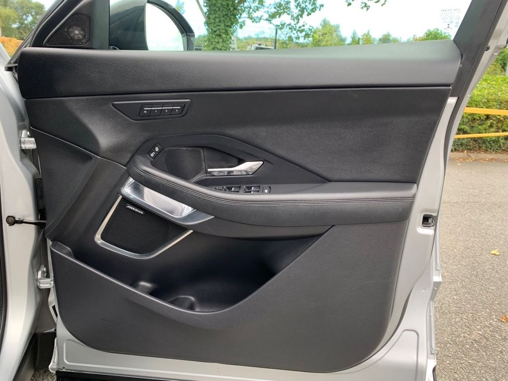 Used Jaguar E-Pace 2018 for sale - 76552030: Photo 25