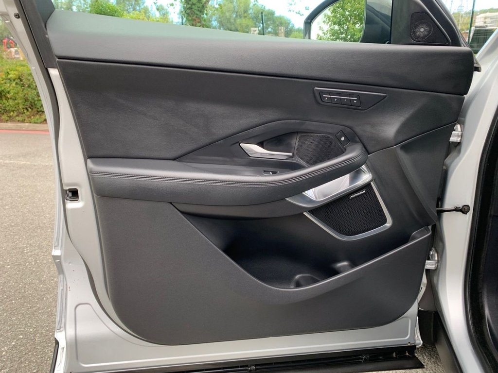 Used Jaguar E-Pace 2018 for sale - 76552030: Photo 27