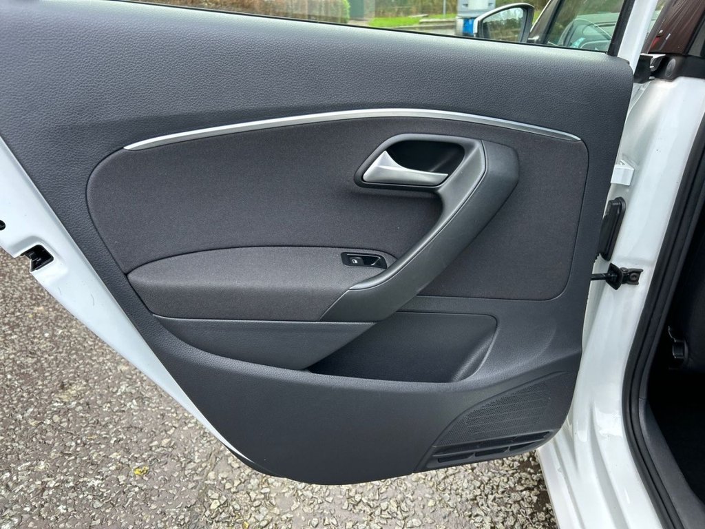 Used Volkswagen Polo 2014 for sale - 77187988: Photo 28