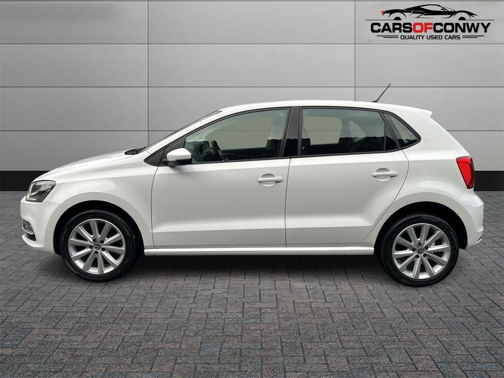Used Volkswagen Polo 2014 for sale - 77187988: Photo 4
