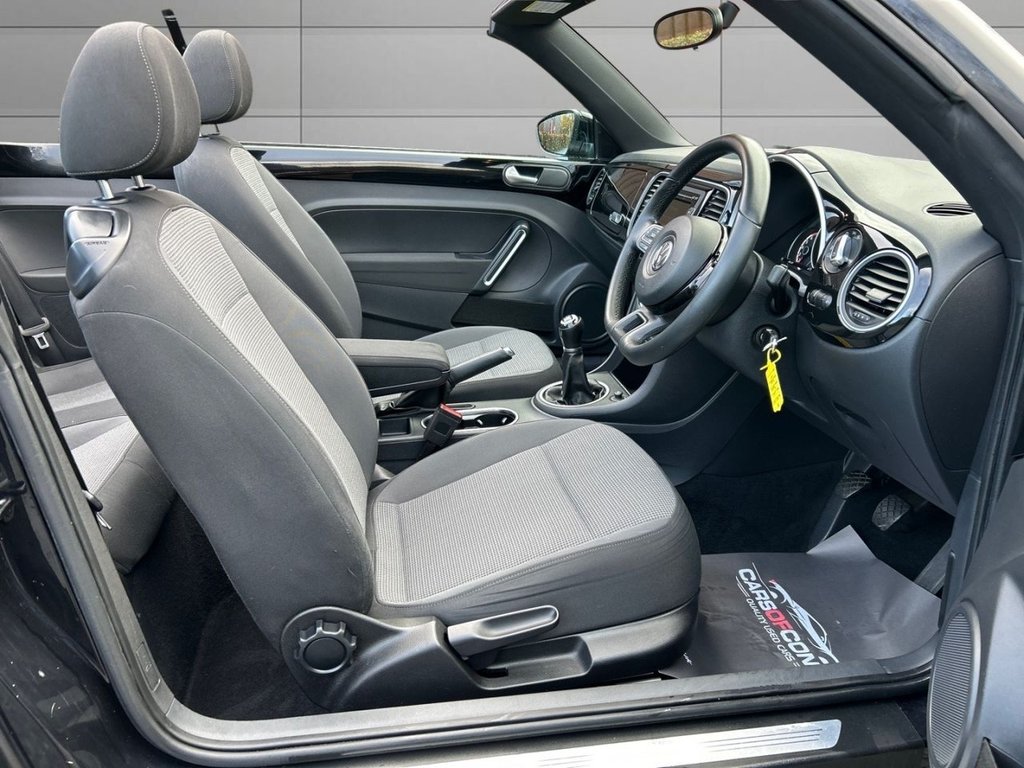 Used Volkswagen Beetle 2013 for sale - 77188573: Photo 13