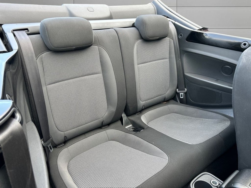 Used Volkswagen Beetle 2013 for sale - 77188573: Photo 19