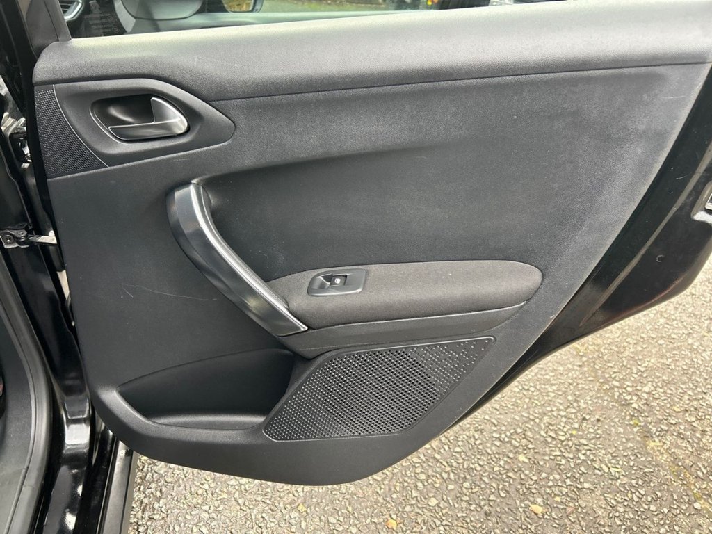 Used Peugeot 2008 2016 for sale - 76509759: Photo 26