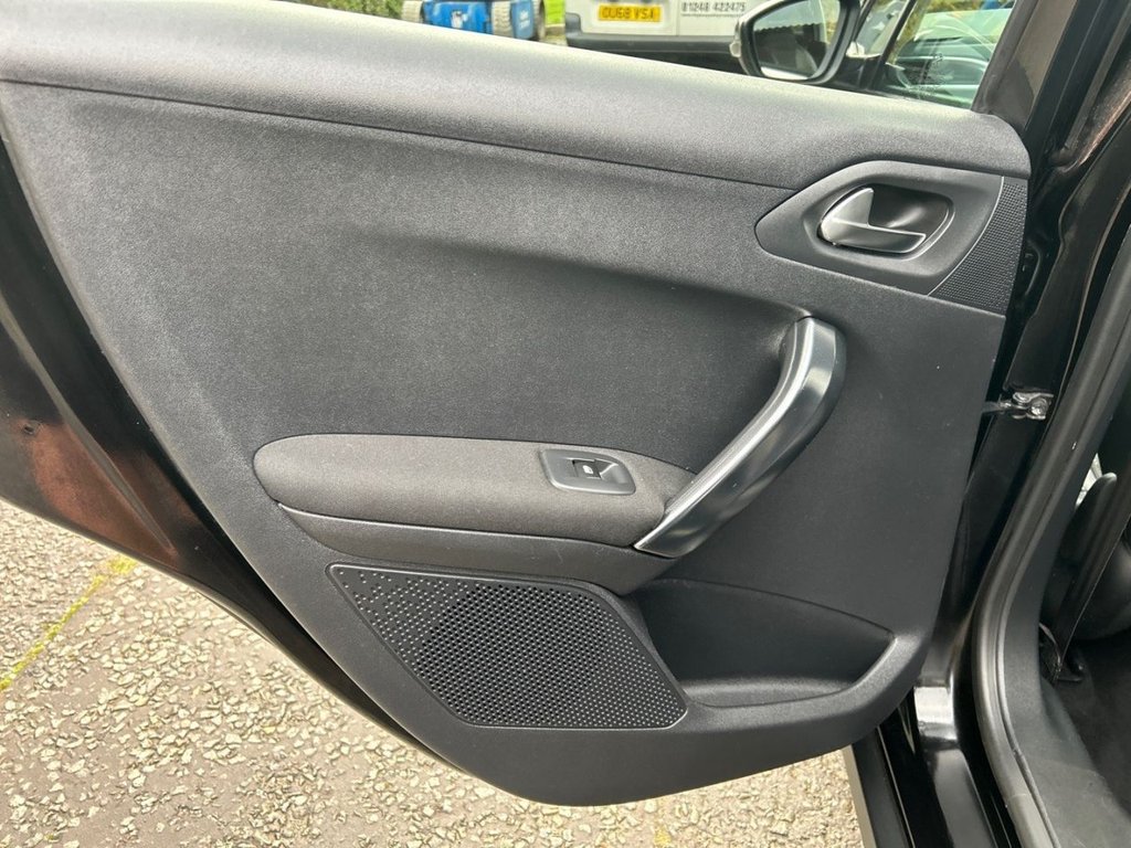 Used Peugeot 2008 2016 for sale - 76509759: Photo 28