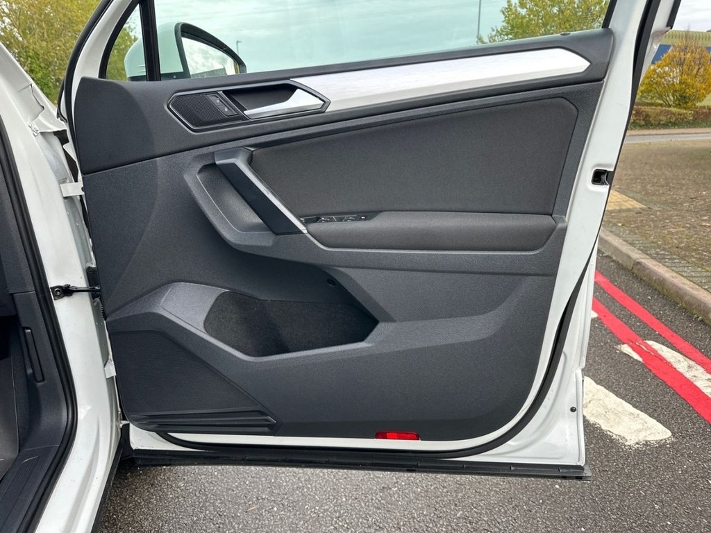 Used Volkswagen Tiguan 2018 for sale - 77089084: Photo 24