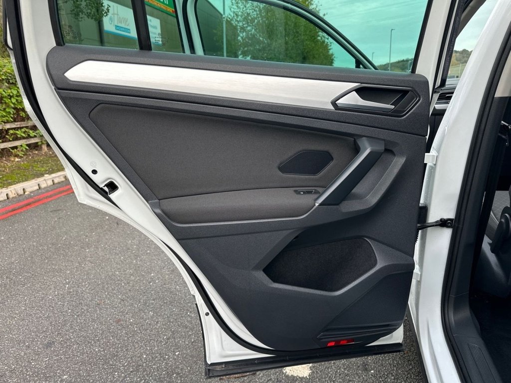 Used Volkswagen Tiguan 2018 for sale - 77089084: Photo 27