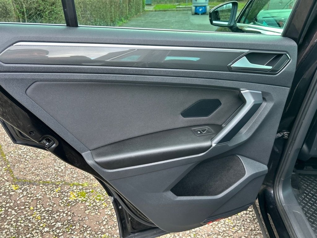 Used Volkswagen Tiguan 2017 for sale - 77088906: Photo 30