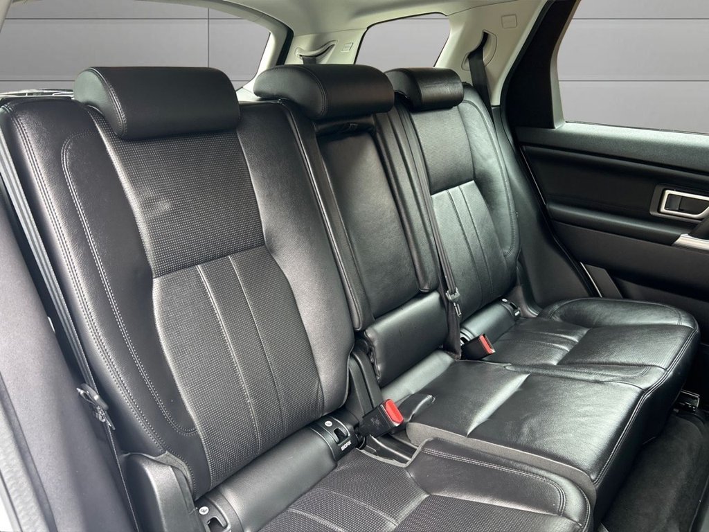 Used Land Rover Discovery Sport 2017 for sale - 76313255: Photo 17