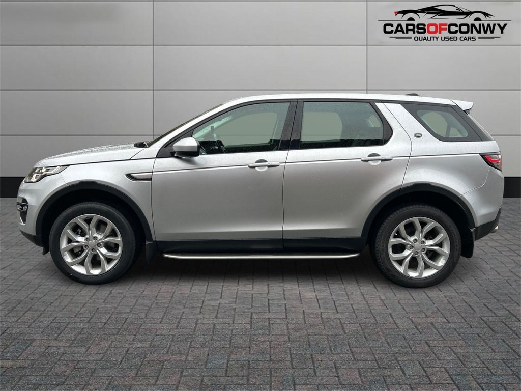 Used Land Rover Discovery Sport 2017 for sale - 76313255: Photo 4
