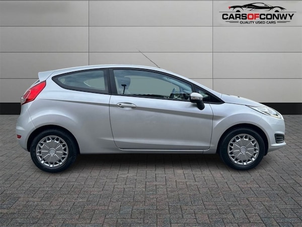 Used Ford Fiesta 2015 for sale - 75159071: Photo 8
