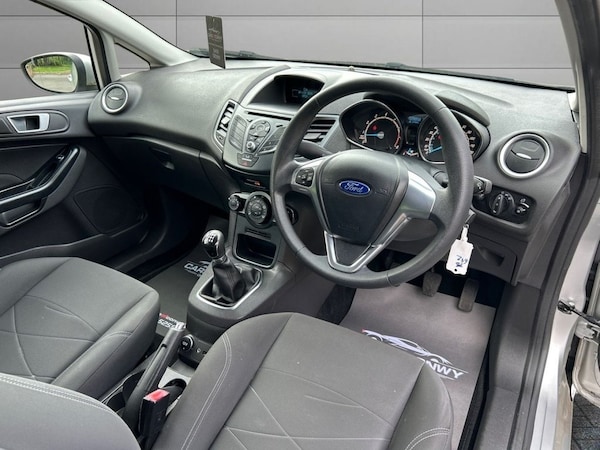 Used Ford Fiesta 2015 for sale - 75159071: Photo 9