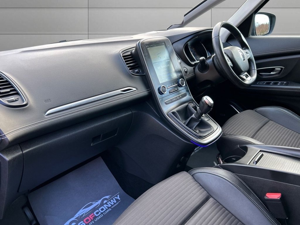 Used Renault Grand Scenic 2018 for sale - 77779847: Photo 14