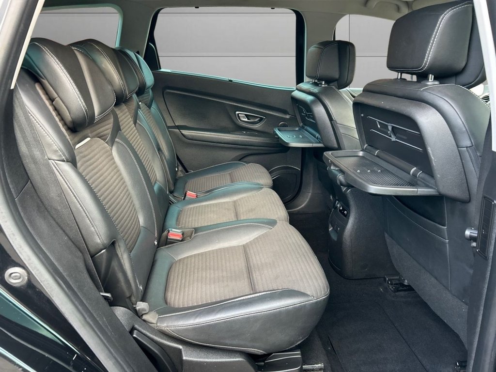 Used Renault Grand Scenic 2018 for sale - 77779847: Photo 17