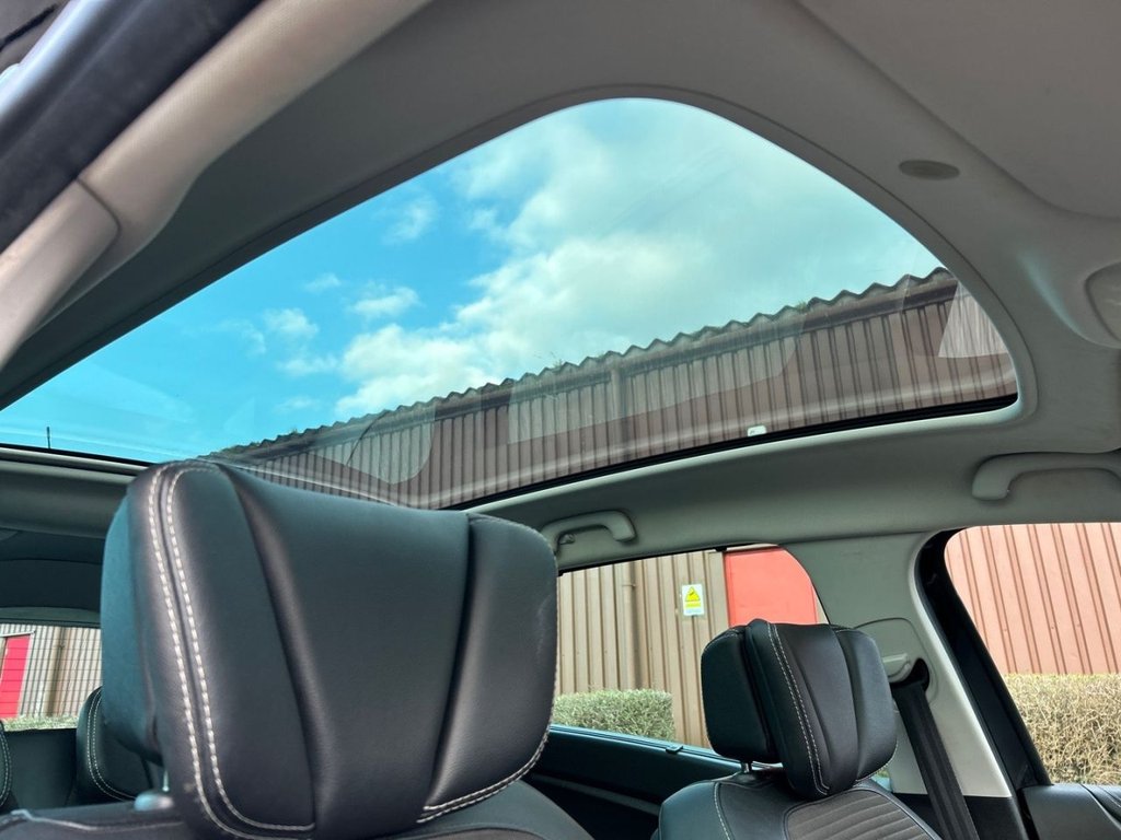 Used Renault Grand Scenic 2018 for sale - 77779847: Photo 24