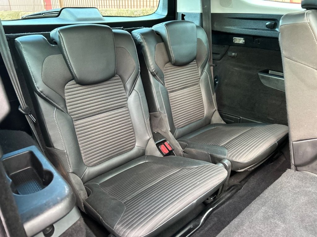 Used Renault Grand Scenic 2018 for sale - 77779847: Photo 25