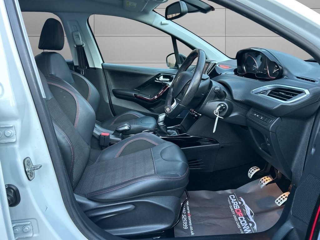 Used Peugeot 2008 2017 for sale - 76768320: Photo 11