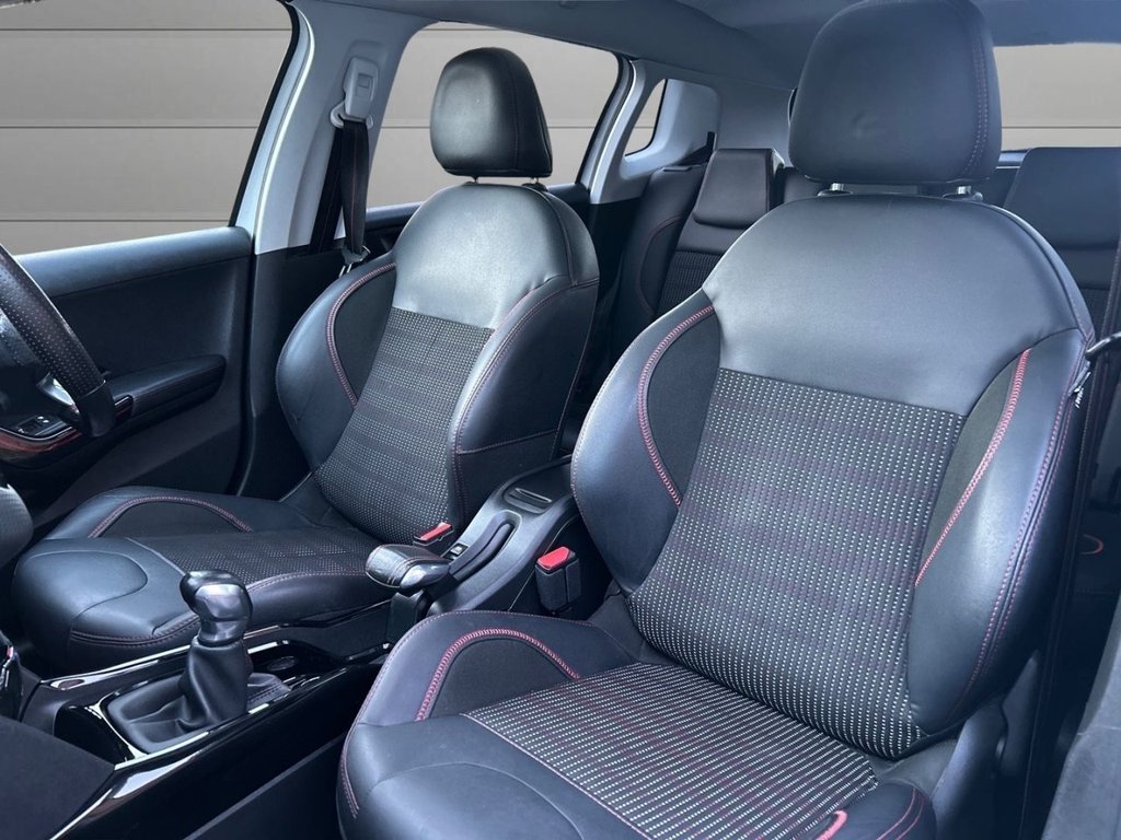 Used Peugeot 2008 2017 for sale - 76768320: Photo 13