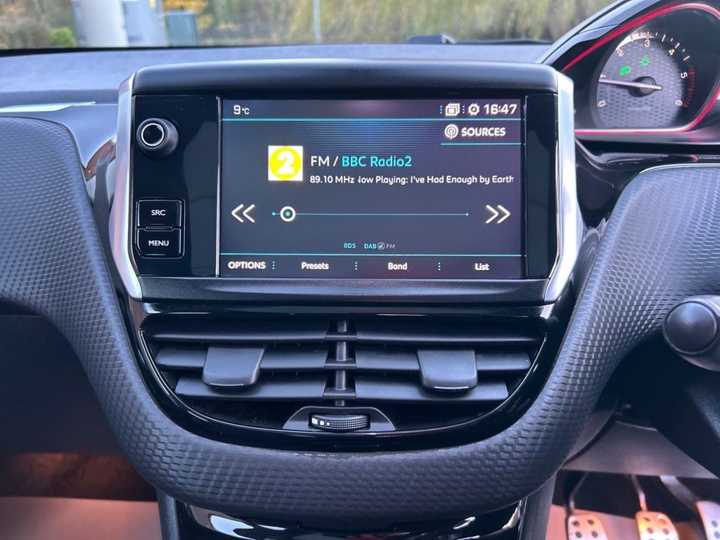 Used Peugeot 2008 2017 for sale - 76768320: Photo 22