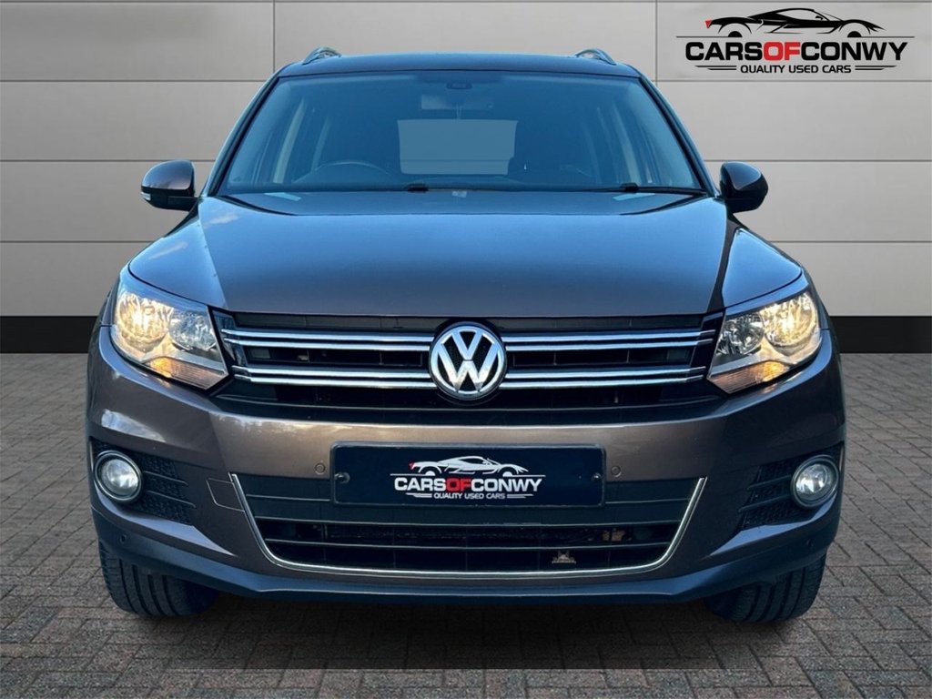 Used Volkswagen Tiguan 2011 for sale - 77145601: Photo 2