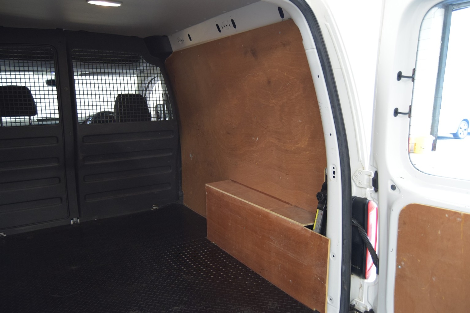 Used Volkswagen Caddy 2017 for sale - 76268511: Photo 15