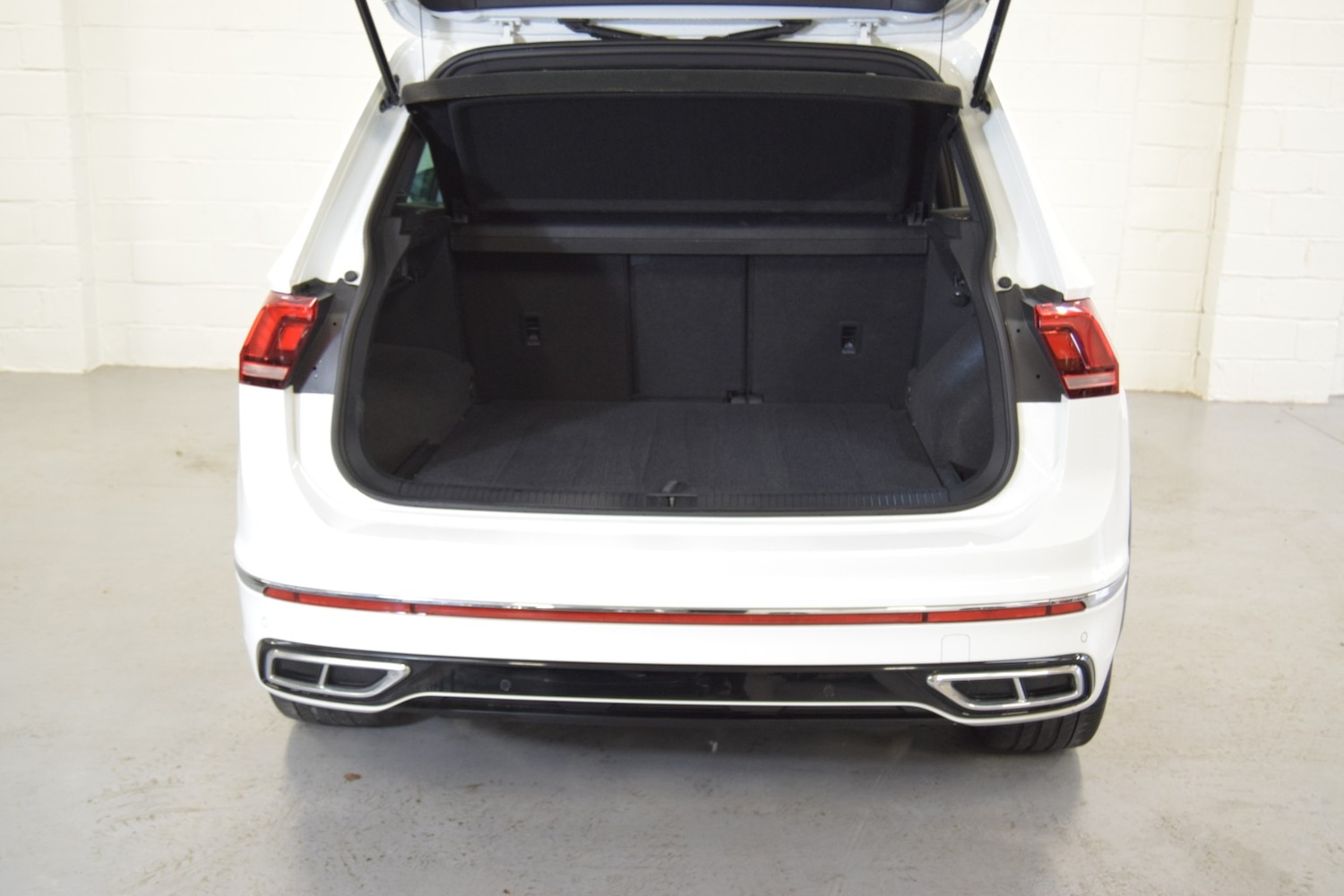 Used Volkswagen Tiguan 2023 for sale - 76334725: Photo 15