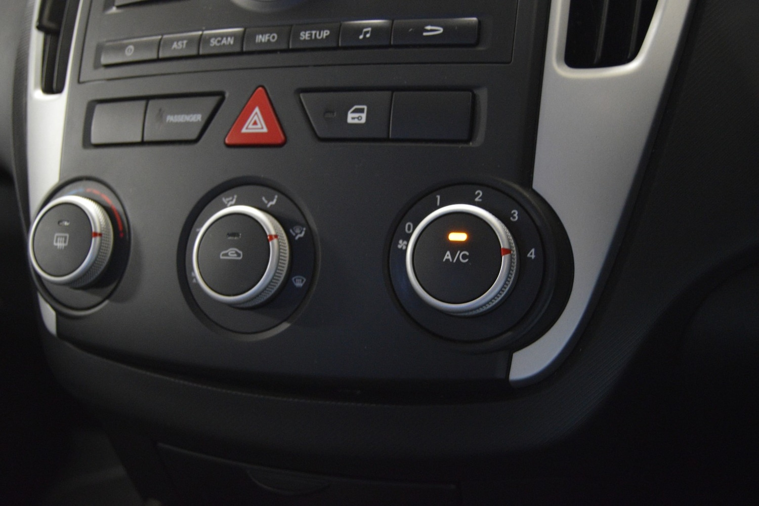 Used Kia Ceed 2013 for sale - 76712705: Photo 16