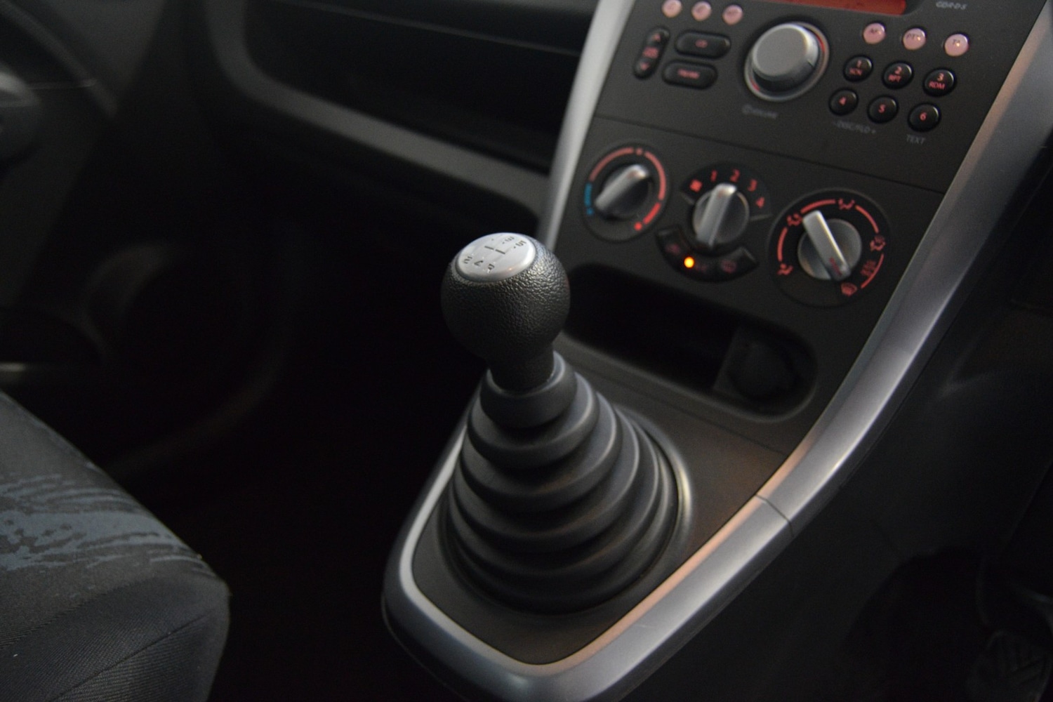 Used Vauxhall Agila 2011 for sale - 77251220: Photo 29