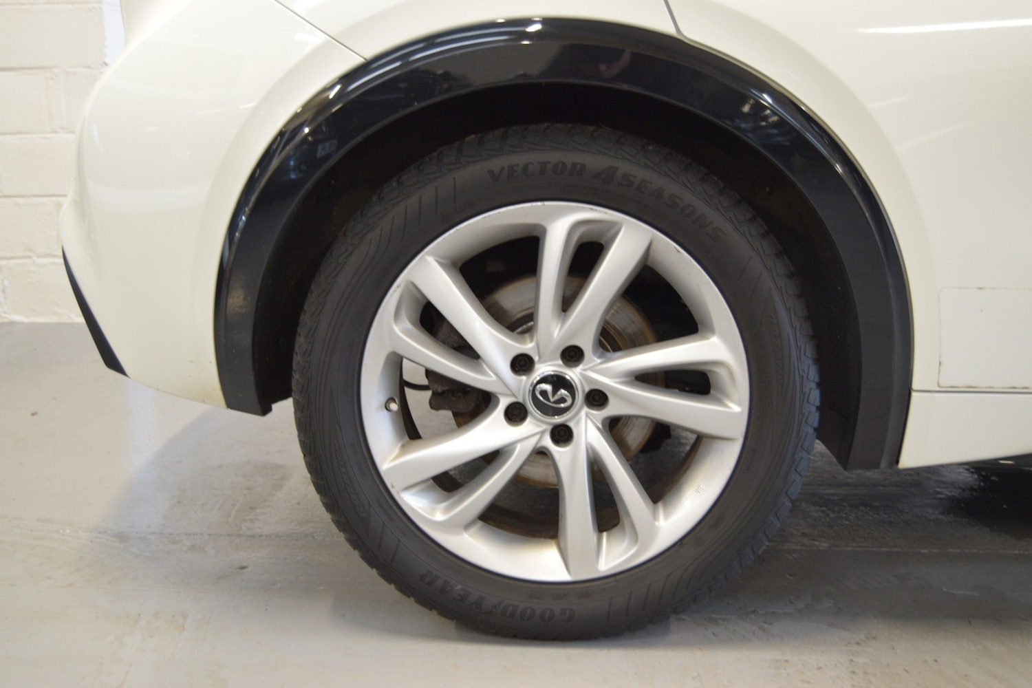 Used Infiniti Q30 2017 for sale - 76407466: Photo 14