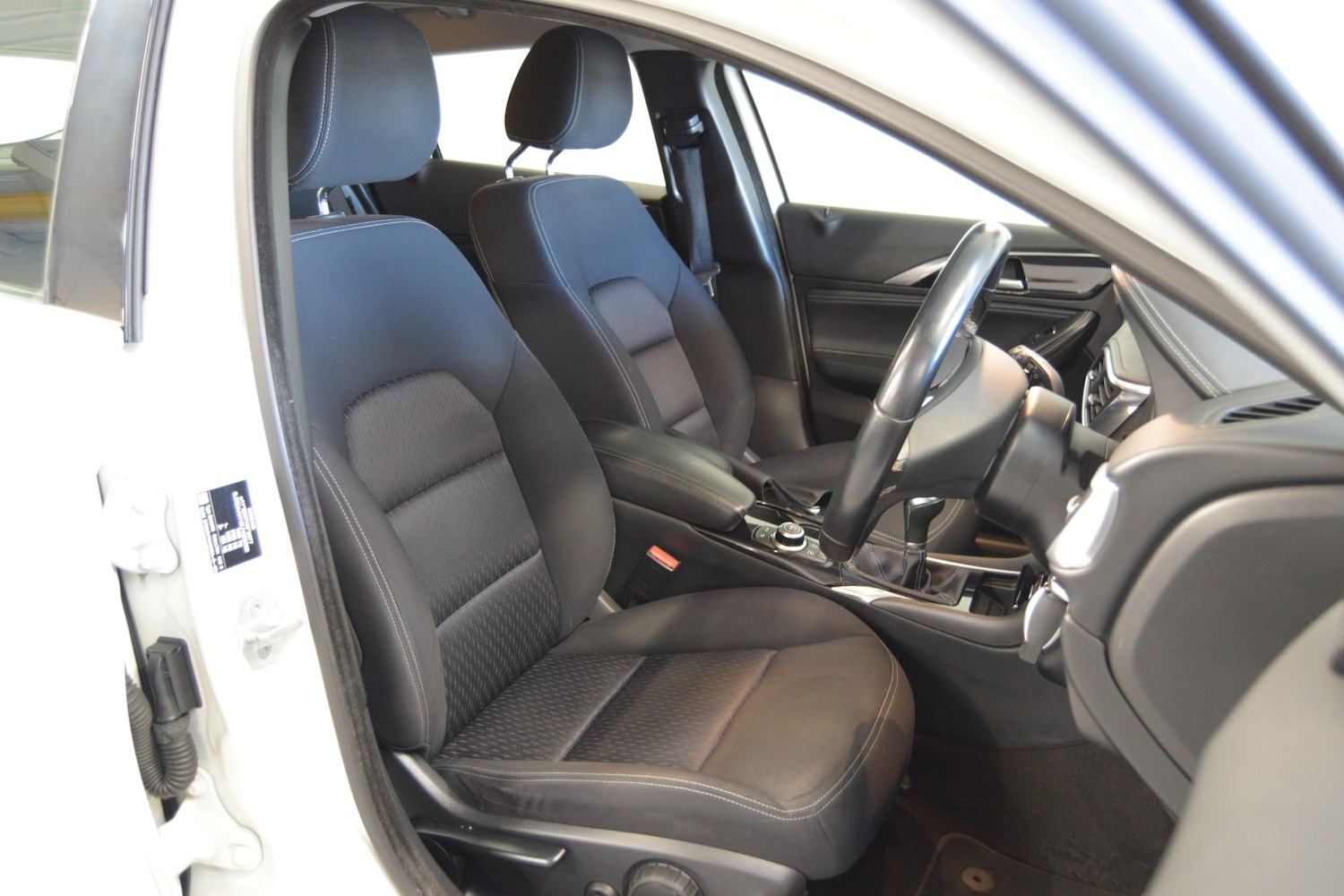 Used Infiniti Q30 2017 for sale - 76407466: Photo 18